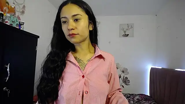 Liahdiaz  online show from 16, 7, 2026