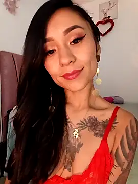 Liahdiaz  online show from 21, 9, 2025