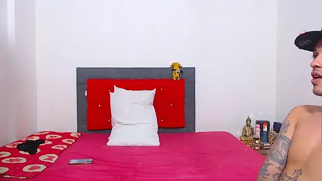 miawhithee online show from 15, 10, 2025