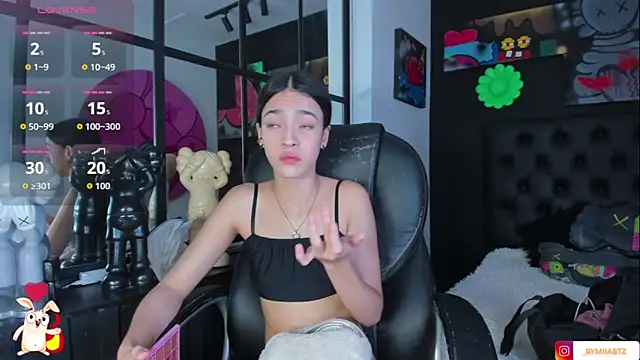 miIa bratz online show from 2, 2, 2026