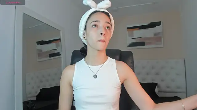 miIa bratz online show from 24, 4, 2026