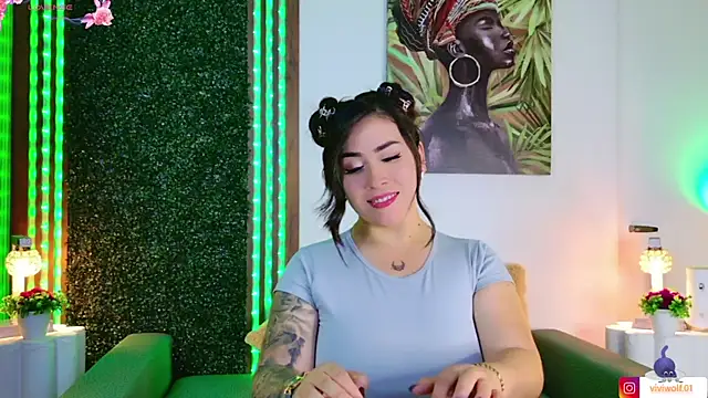 sarawolff online show from 10, 6, 2026