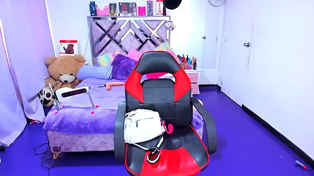 Luna Analya online show from 6, 3, 2026