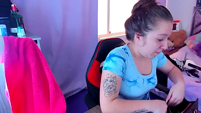 Luna Analya online show from 18, 4, 2026