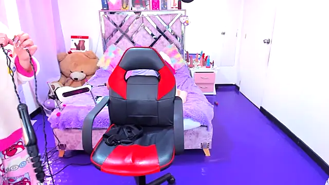 Luna Analya online show from 7, 3, 2026