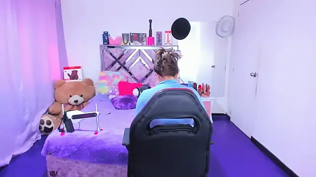 Luna Analya online show from 2, 3, 2026