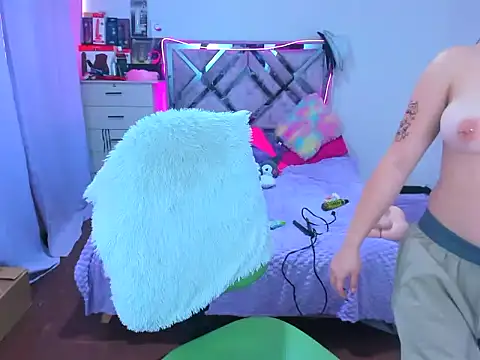 Luna Analya online show from 21, 10, 2025