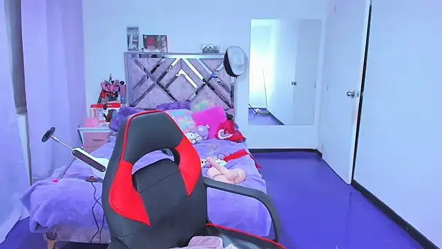 Luna Analya online show from 12, 2, 2026