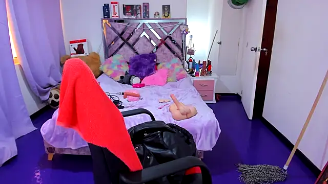 Luna Analya online show from 21, 4, 2026