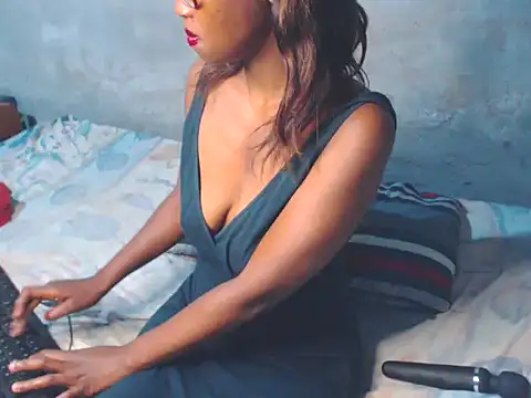 Blackntoxicabe6999 online show from 29, 11, 2025