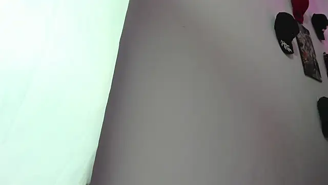 Rihanna hotx online show from 2, 3, 2026