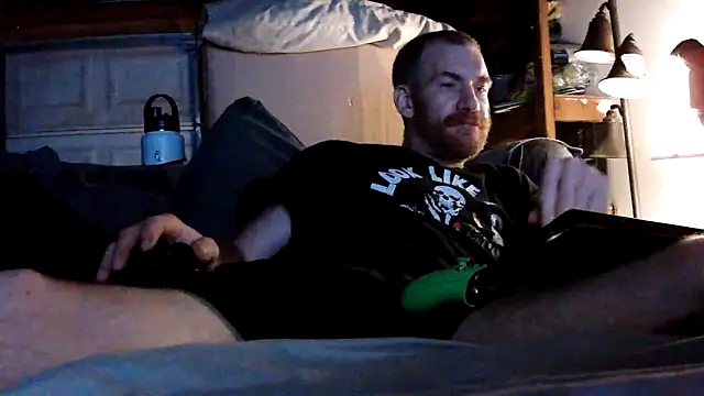 Snapshot of Tiggitytomociti chatting on 1, 3, 2026 Tiggitytomociti online show from 1, 3, 2026
