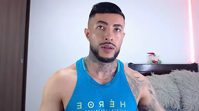 andrea de lucaa online show from 14, 12, 2025