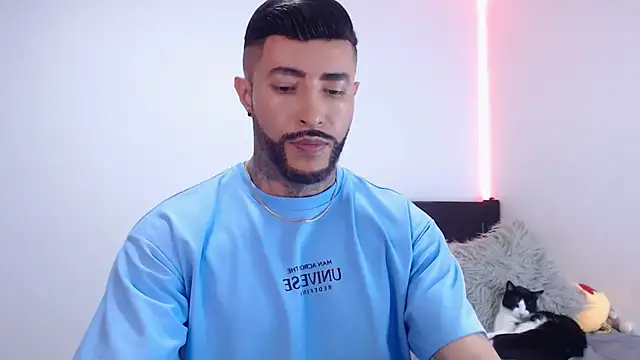 andrea de lucaa online show from 28, 10, 2025