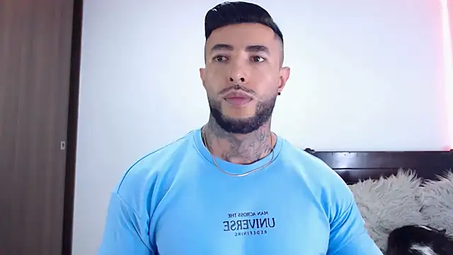 andrea de lucaa online show from 20, 12, 2025