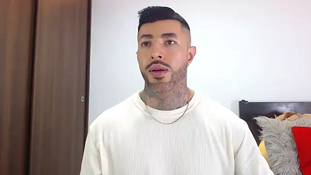 andrea de lucaa online show from 14, 2, 2026