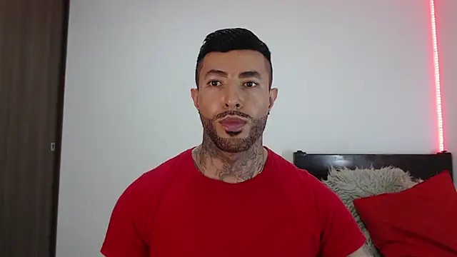 andrea de lucaa online show from 5, 3, 2026