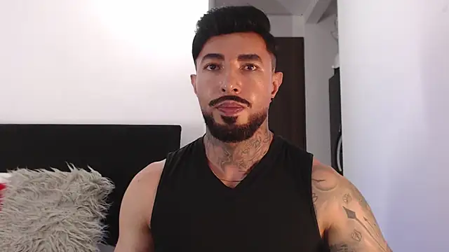 Snapshot of andrea_de_lucaa chatting on 10, 6, 2026 andrea de lucaa online show from 10, 6, 2026