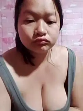 Snapshot of girl-babi chatting on 2, 5, 2026 girl-babi online show from 2, 5, 2026