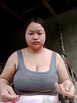 Snapshot of girl-babi chatting on 27, 4, 2026 girl-babi online show from 27, 4, 2026
