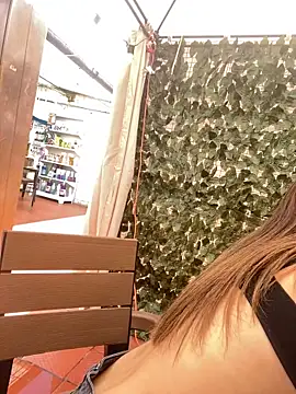 Isabella18 pink online show from 20, 3, 2026