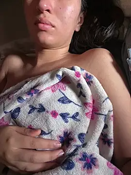 RAKEL37 online show from 18, 4, 2026