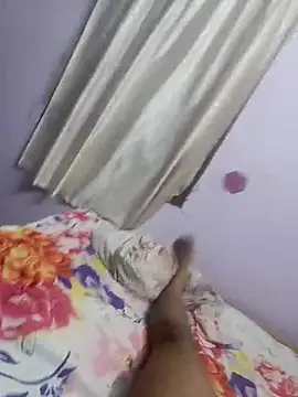 maddy3108 online show from 12, 9, 2025