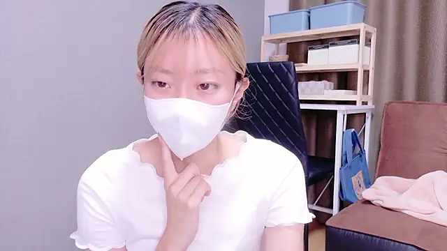 Nana  ch online show from 29, 10, 2025