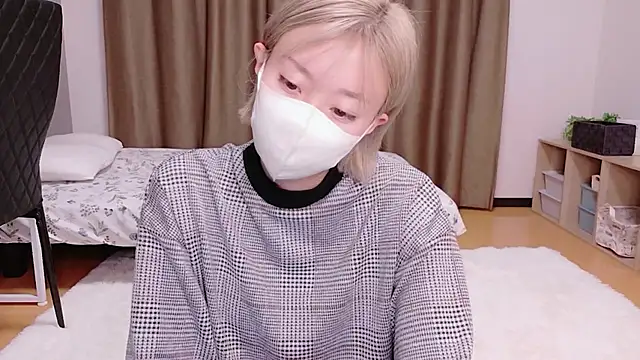 Snapshot of Nana__ch chatting on 7, 5, 2026 Nana ch online show from 7, 5, 2026