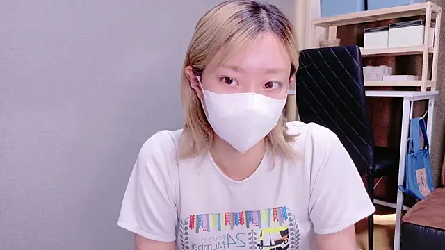 Nana  ch online show from 24, 10, 2025