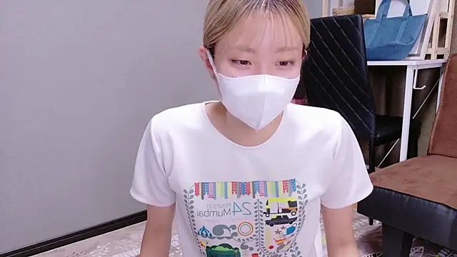Nana  ch online show from 6, 10, 2025