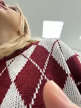 Snapshot of CaitlinSugar chatting on 3, 11, 2025 CaitlinSugar online show from 3, 11, 2025