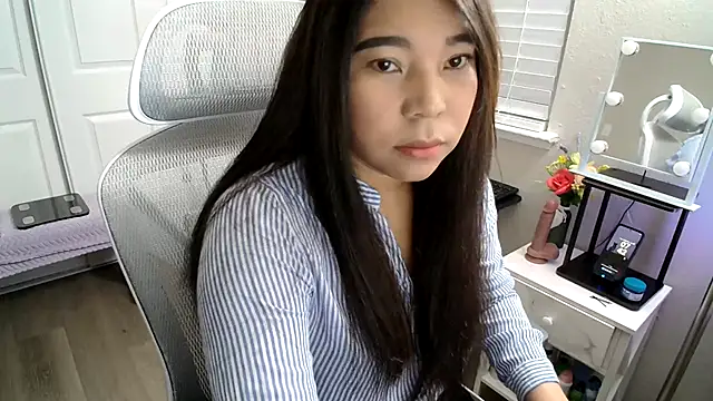 SHEILYN  online show from 13, 1, 2026