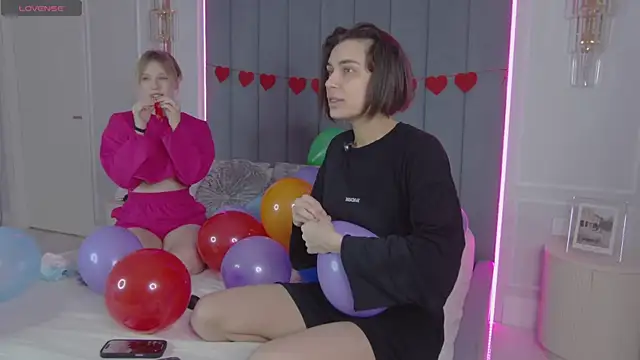 VioletAsh online show from 4, 3, 2026