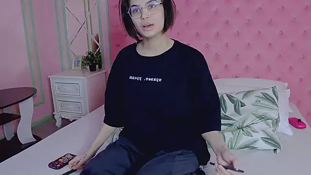 VioletAsh online show from 1, 3, 2026