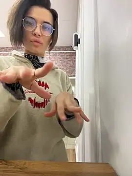 VioletAsh online show from 19, 1, 2026