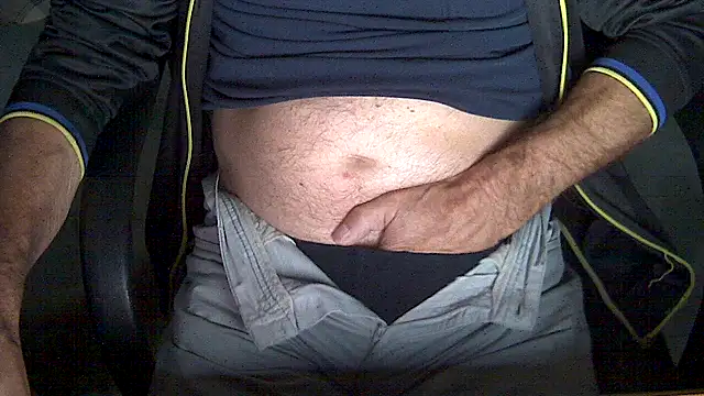 Snapshot of velikifant7 chatting on 28, 11, 2025 velikifant7 online show from 28, 11, 2025