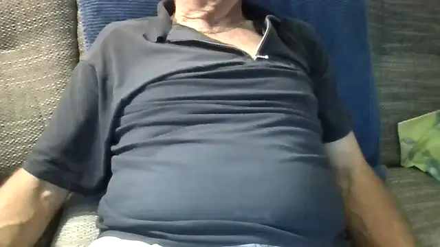 Snapshot of velikifant7 chatting on 28, 11, 2025 velikifant7 online show from 28, 11, 2025