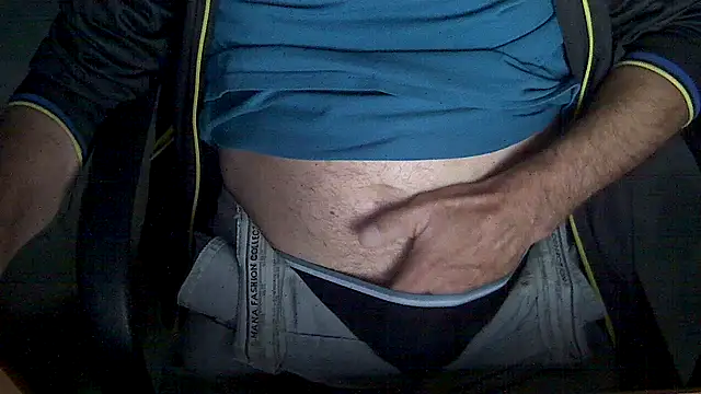 Snapshot of velikifant7 chatting on 22, 11, 2025 velikifant7 online show from 22, 11, 2025