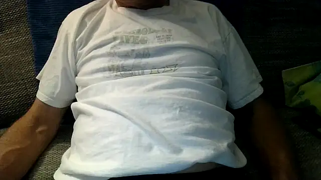 Snapshot of velikifant7 chatting on 12, 11, 2025 velikifant7 online show from 12, 11, 2025