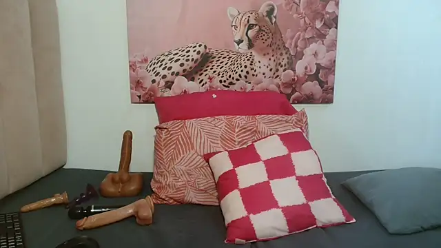 GorillaGripCunt77 online show from 10, 3, 2026