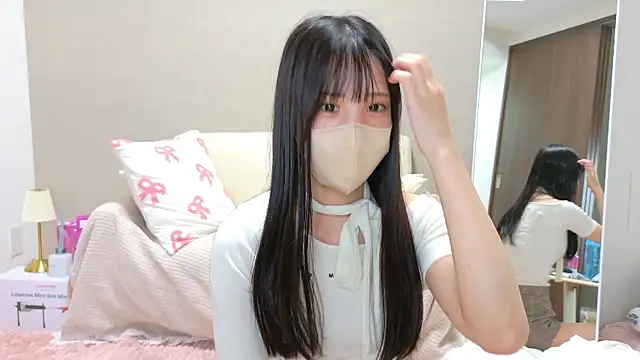 Snapshot of riri__nyan_o0 chatting on 30, 5, 2026 riri nyan o0 online show from 30, 5, 2026