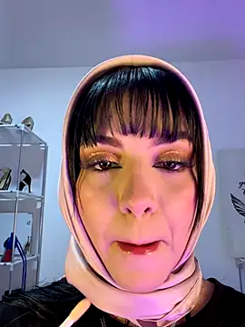 AriaBlush 18 online show from 12, 9, 2025