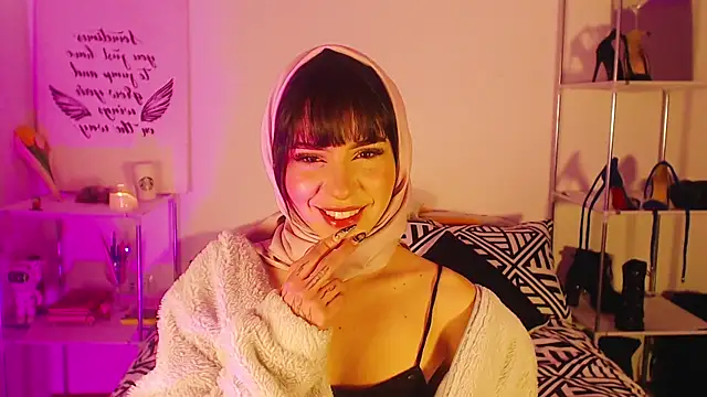 AriaBlush 18 online show from 23, 9, 2025