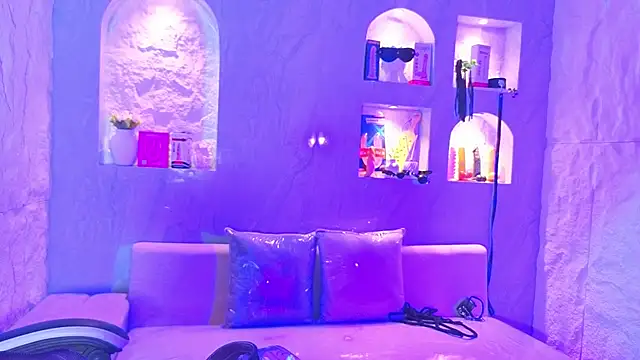 Sophia tf online show from 25, 3, 2026