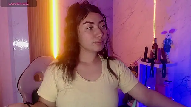 Snapshot of Sophia_tf chatting on 14, 5, 2026 Sophia tf online show from 14, 5, 2026