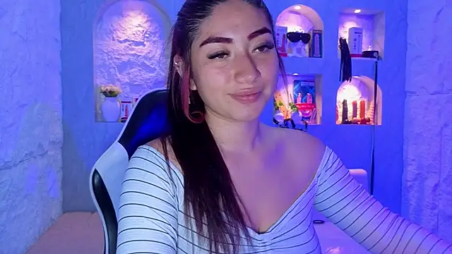 Sophia tf online show from 13, 3, 2026