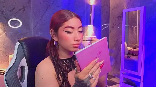 Sophia tf online show from 16, 4, 2026