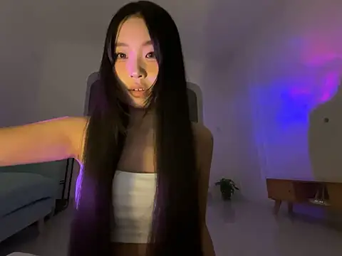 Snapshot of 77momomo chatting on 14, 9, 2025 77momomo online show from 14, 9, 2025
