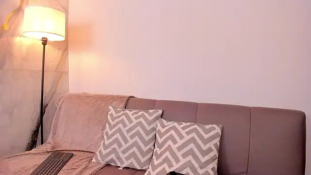 Tiffany Nm online show from 24, 3, 2026